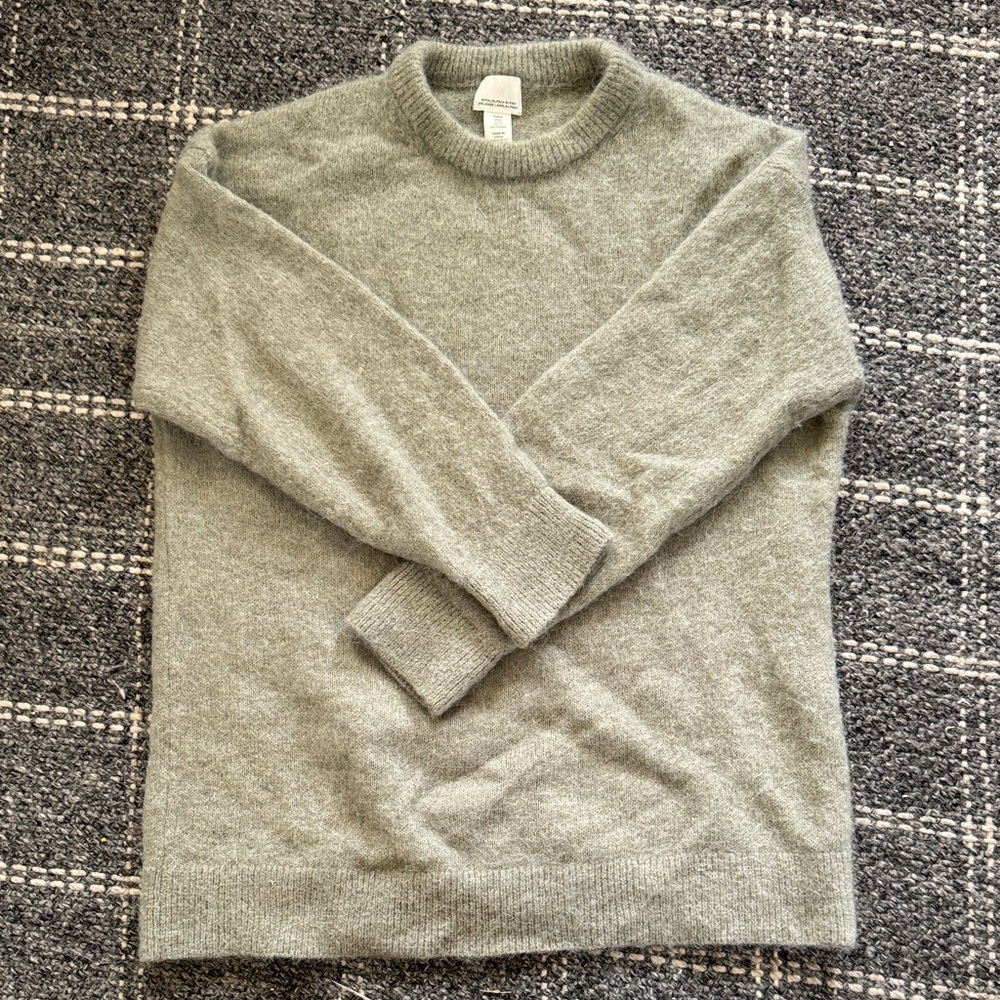 H&M Women's Light Seafoam Green Oversized Crewneck Sweater